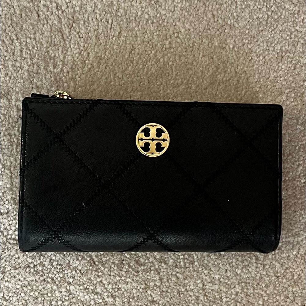 Tory Burch Black Quilted Leather Wallet with Gold Logo
